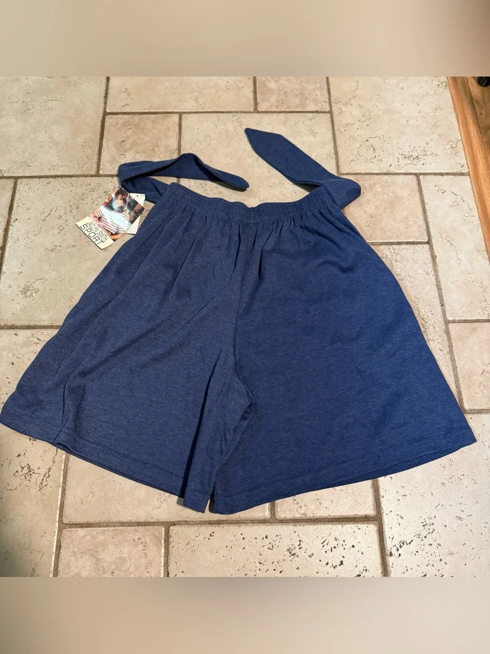 Vintage Women’s Navy Tie-Waist Shorts size M new with tag JACLYN SMITH. SPORT